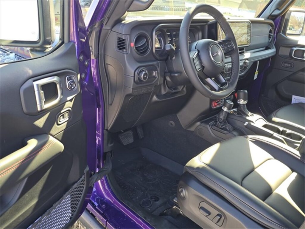 New 2026 Jeep Wrangler 4-DOOR RUBICON X Sport Utility