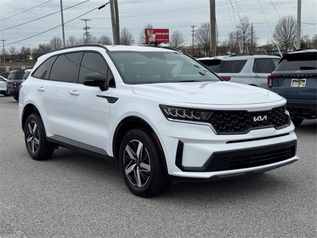 Used 2023 Kia Sorento S SUV