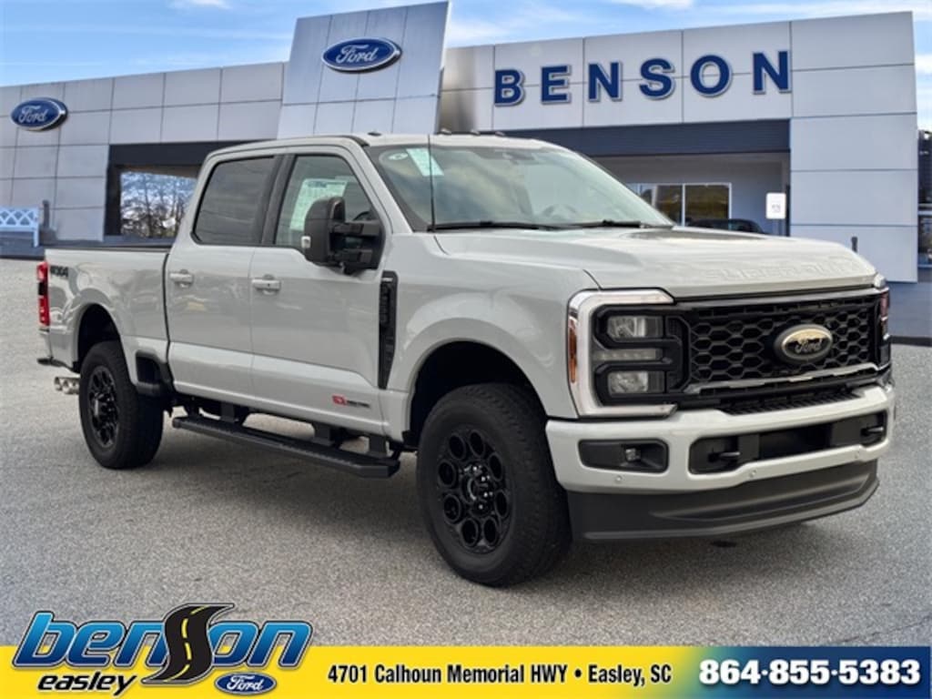 New 2026 Ford F-250 Super Duty Lariat 4x4 Lariat Crew Cab 6.8 ft. SB Pickup