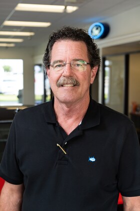 Staff member David Crow from ID_bbcadf9ca68a