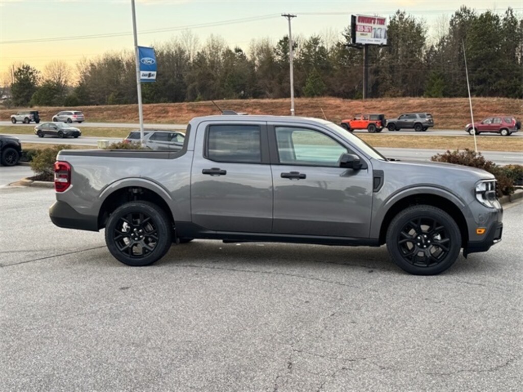 New 2025 Ford Maverick XLT AWD XLT SuperCrew 4.5 ft. SB