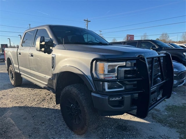 2022 Ford F-250 Super Duty Lariat's photo