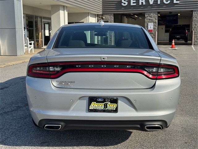 2023 Dodge Charger SXT photo 4