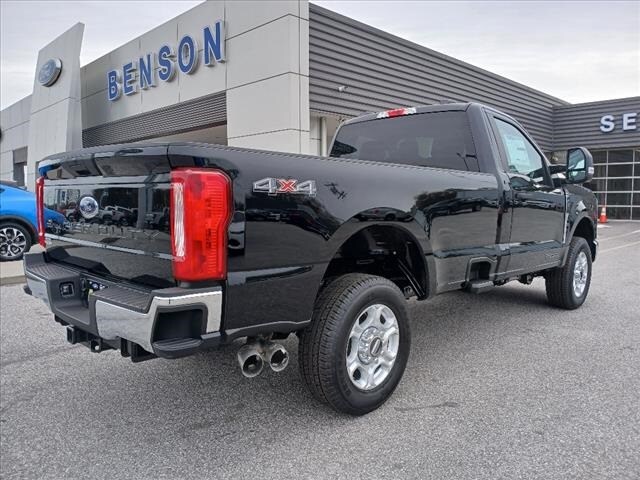 2025 Ford F-250 XLT photo 3