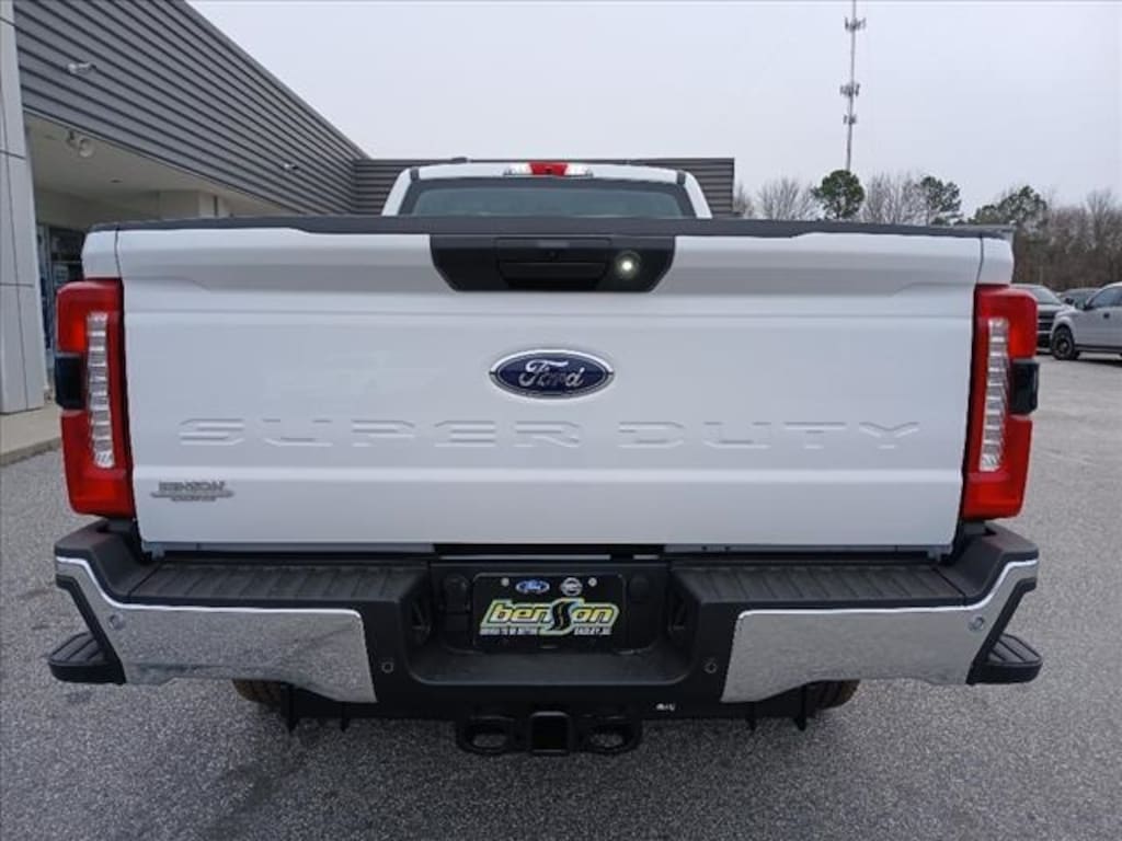 New 2025 Ford F-250 Super Duty XL 4x4 XL Regular Cab 8 ft. LB Pickup