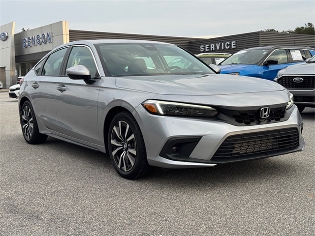 2024 Honda Civic Hatchback EX-L's photo