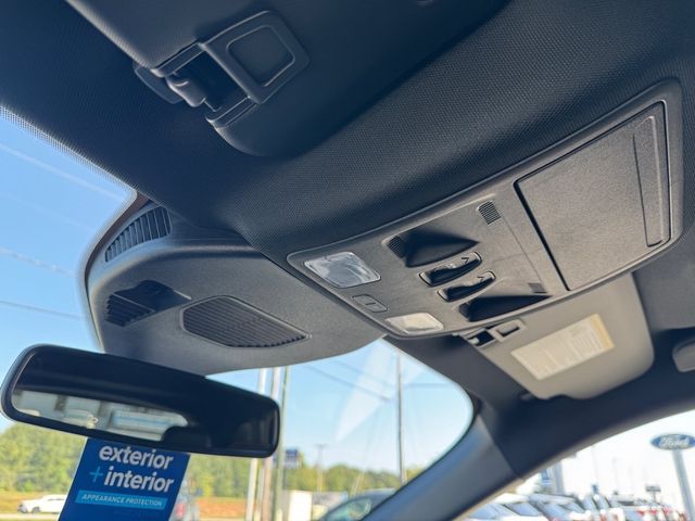 2025 Ford Escape ST-Line Elite - Photo 26