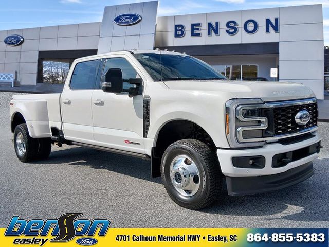 2026 Ford F-350 Platinum 4x4 Crew Cab 8' Box DRW's photo