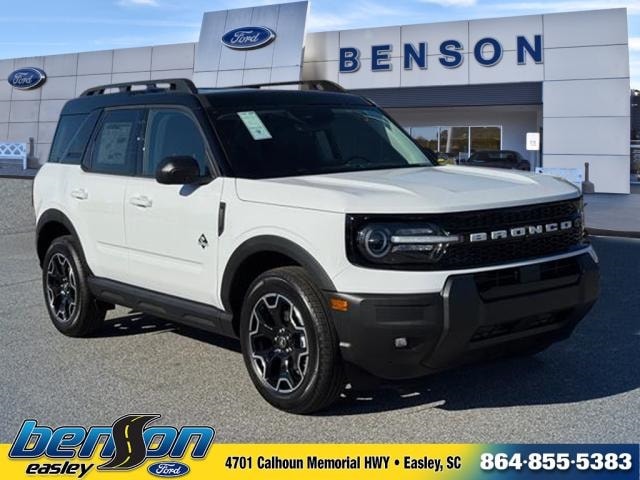 2025 Ford Bronco Sport Outer Banks's photo