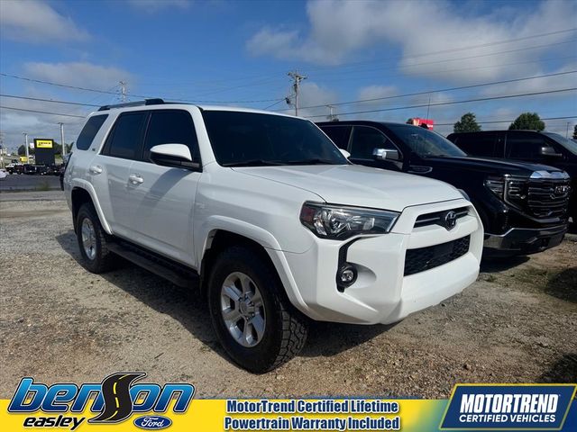 2022 Toyota 4Runner SR5 4WD V6's photo