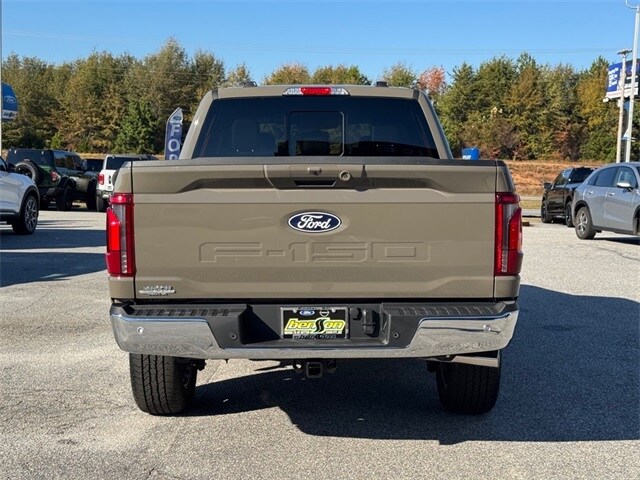 2025 Ford F-150 Lariat photo 4