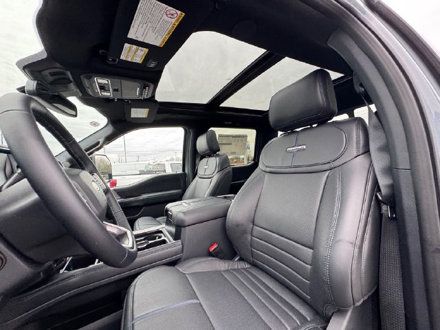 2026 Ford F-250 Super Duty Platinum - Photo 16
