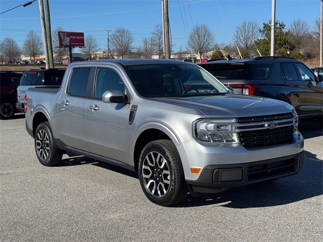 2023 Ford Maverick Lariat's photo