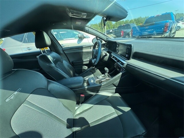 2021 Kia K5 GT-Line photo 3