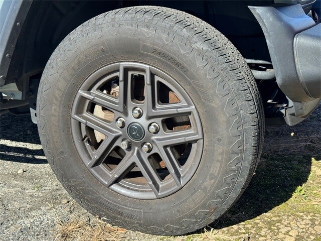 2024 Jeep Wrangler Sport S photo 2