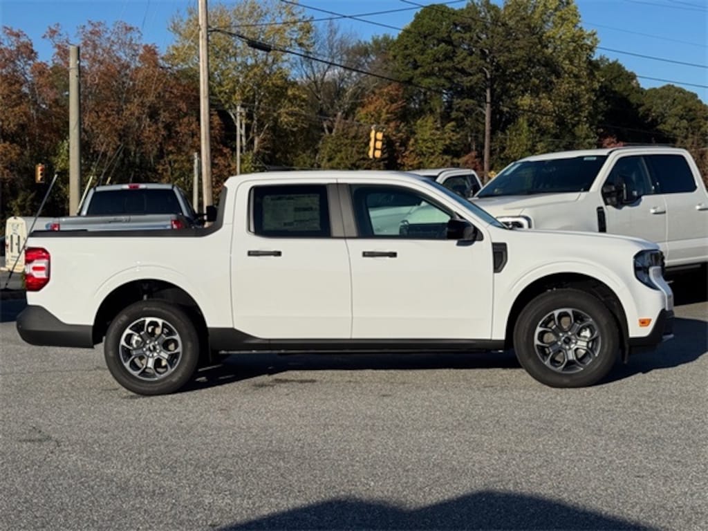 New 2025 Ford Maverick XLT AWD XLT SuperCrew 4.5 ft. SB