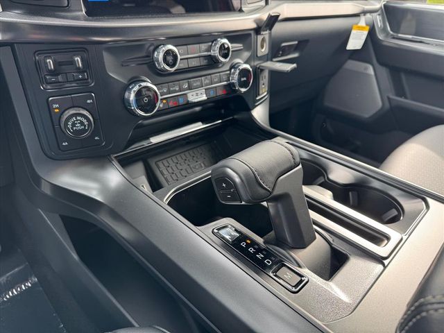 2025 Ford F-150 Lariat - Photo 19
