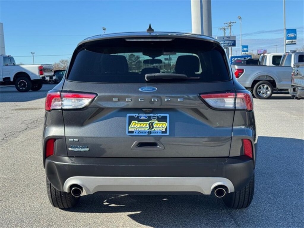 Used 2020 Ford Escape SE SUV