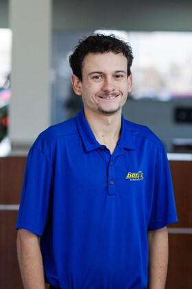 Staff member Josh from ID_7faad5