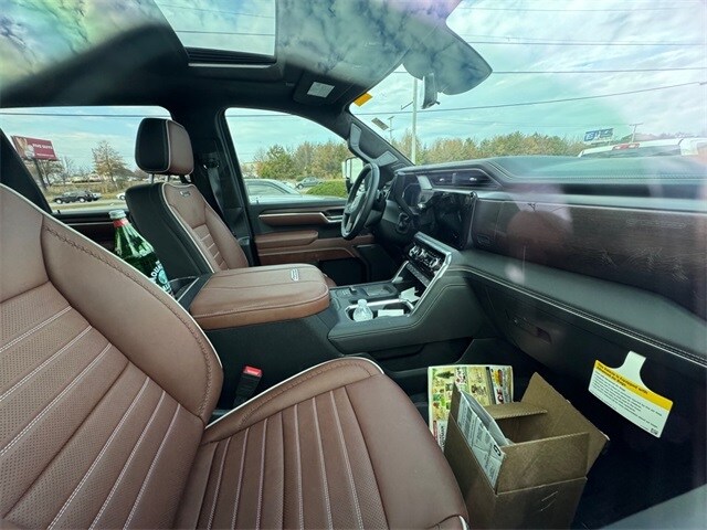 2026 Gmc Sierra 2500 Denali Ultimate photo 2