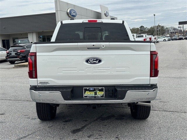 2025 Ford F-150 Lariat photo 4