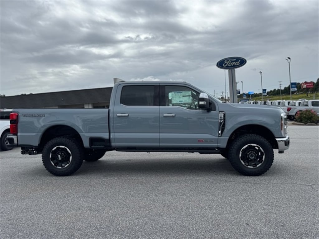 New 2026 Ford F-250 Super Duty King Ranch 4x4 King Ranch Crew Cab 6.8 ft. SB Pickup