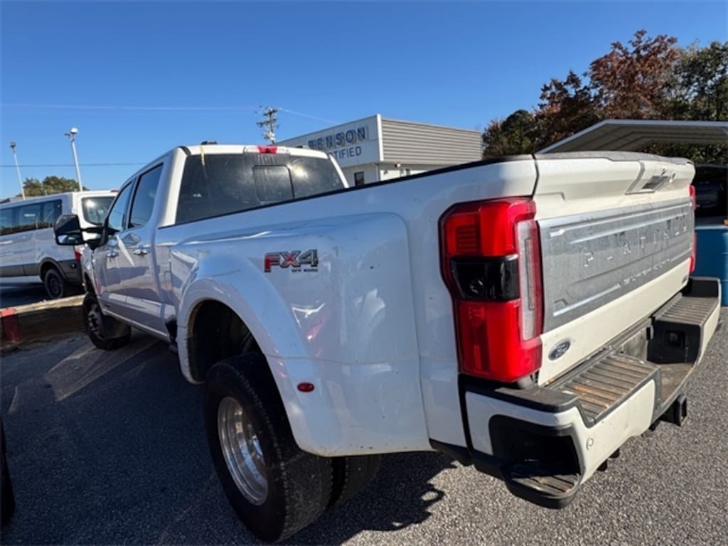 Used 2024 Ford F-350SD Platinum Truck