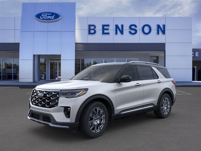 2025 Ford Explorer Platinum photo 4