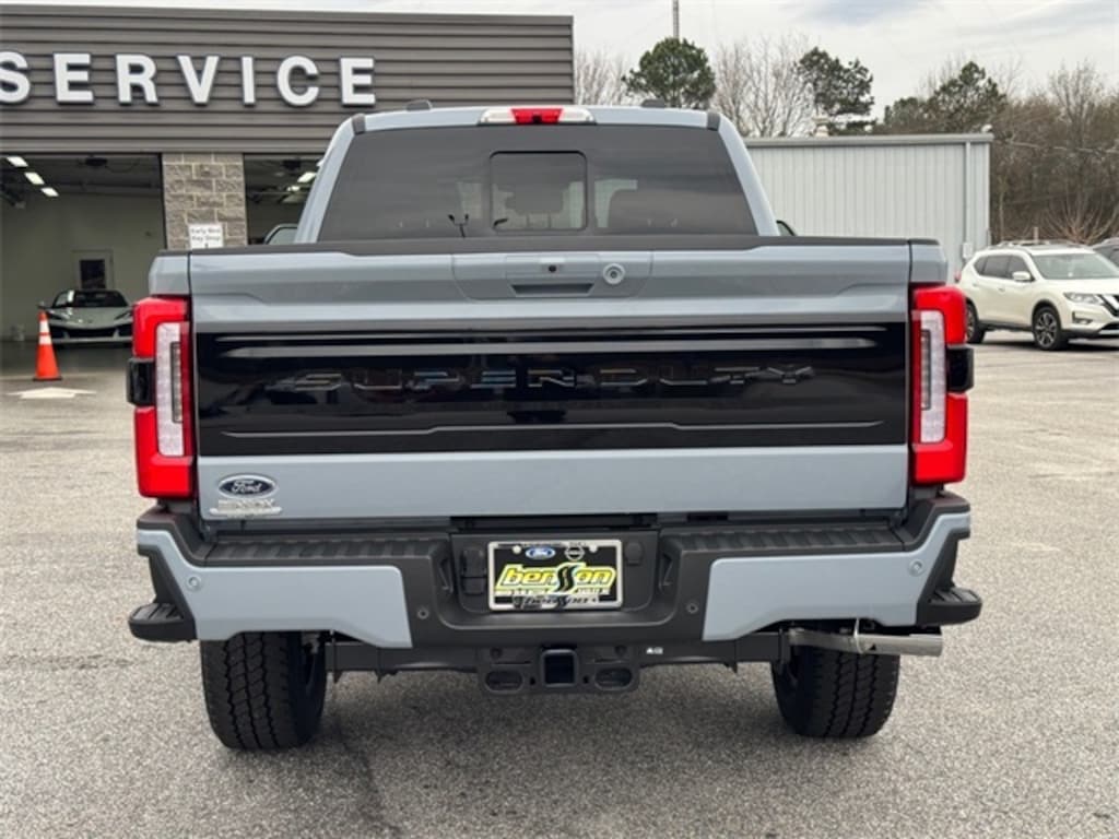 New 2026 Ford F-250 Super Duty Platinum 4x4 Platinum Crew Cab 6.8 ft. SB Pickup