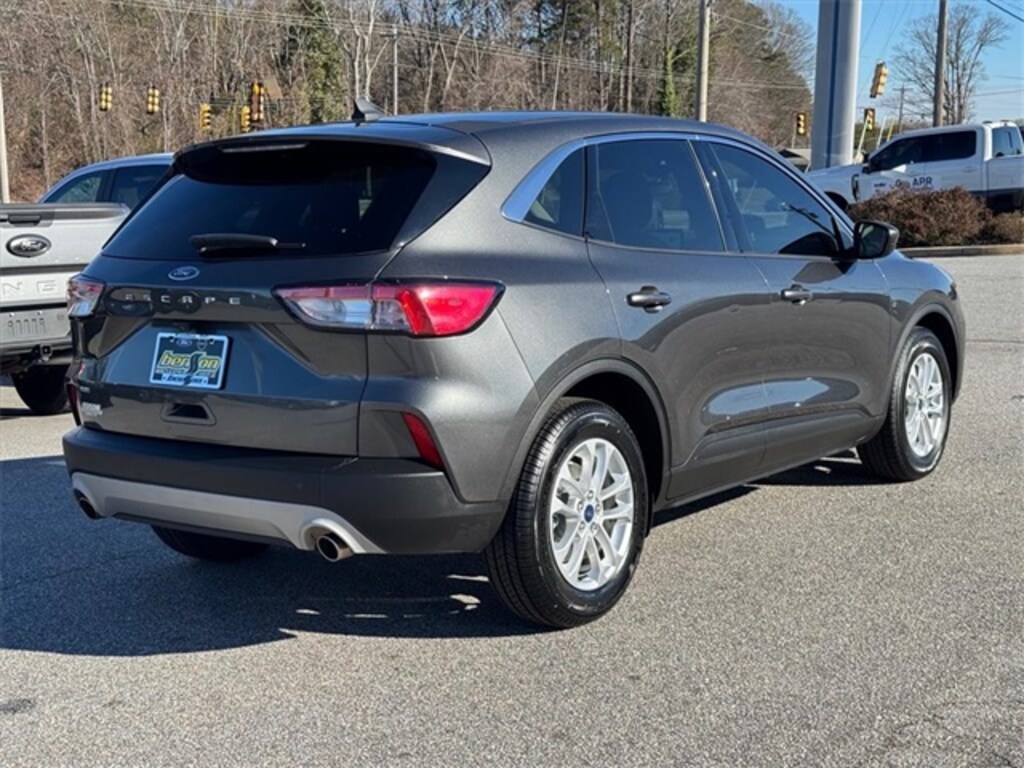 Used 2020 Ford Escape SE SUV