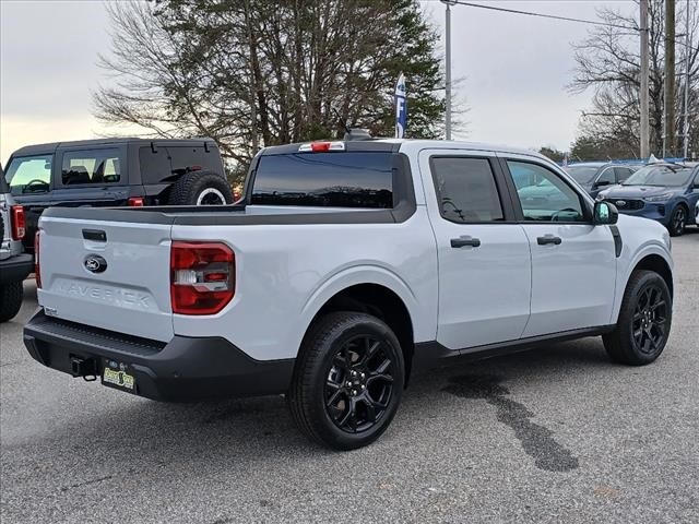 2025 Ford Maverick XLT photo 3