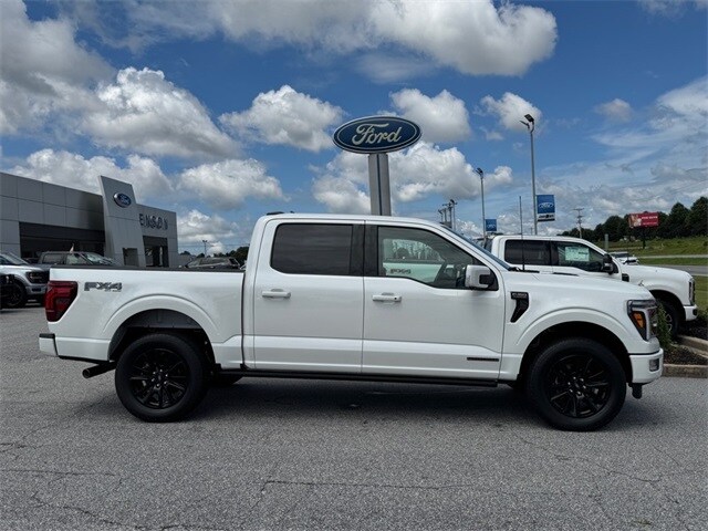 2025 Ford F-150 Platinum photo 2
