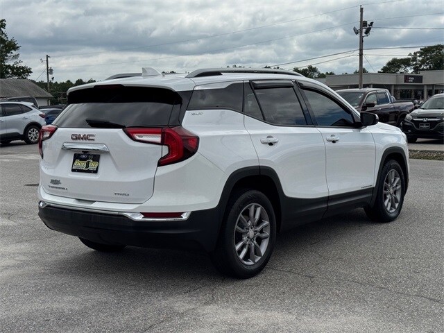 2022 Gmc Terrain SLT photo 2