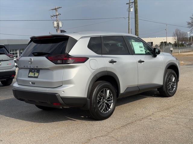 2025 Nissan Rogue S photo 3