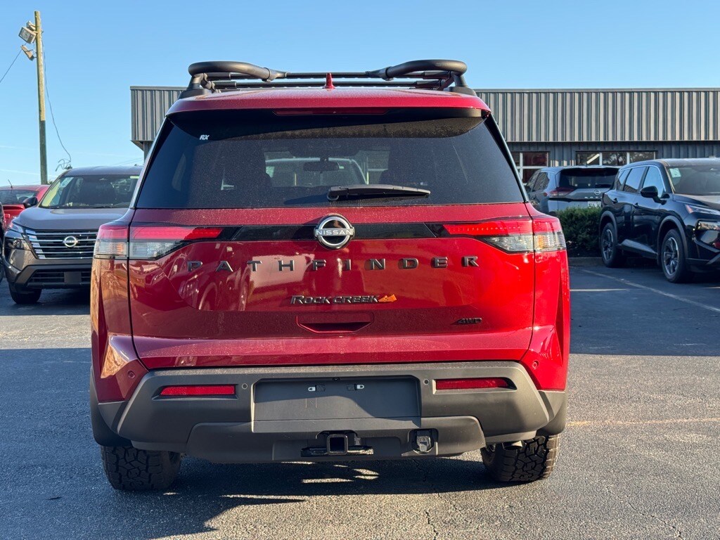 2025 Nissan Pathfinder Rock Creek photo 4
