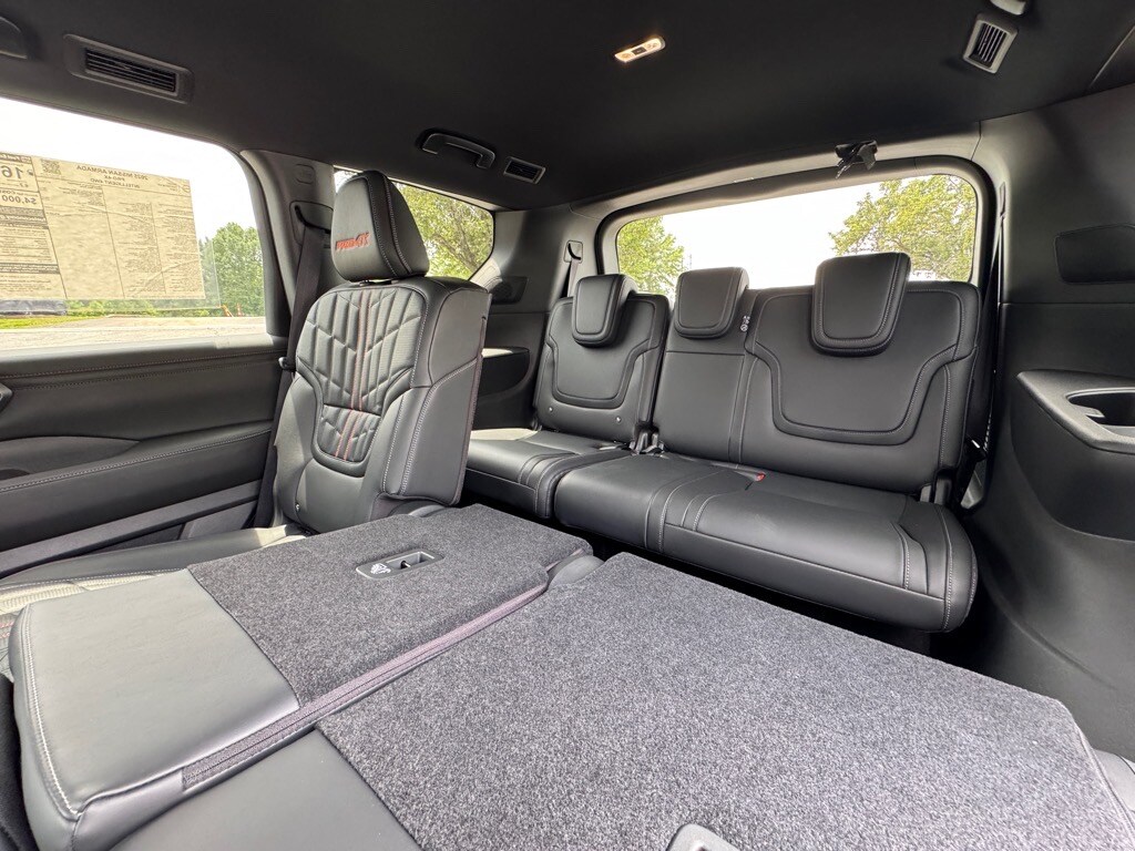 2025 Nissan Armada PRO-4X - Photo 12