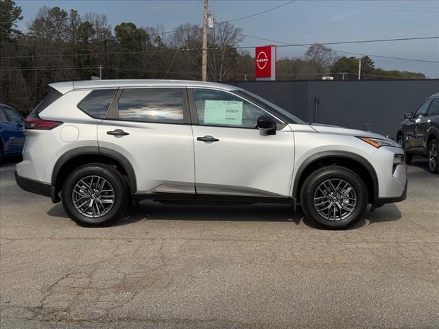 2025 Nissan Rogue S photo 2