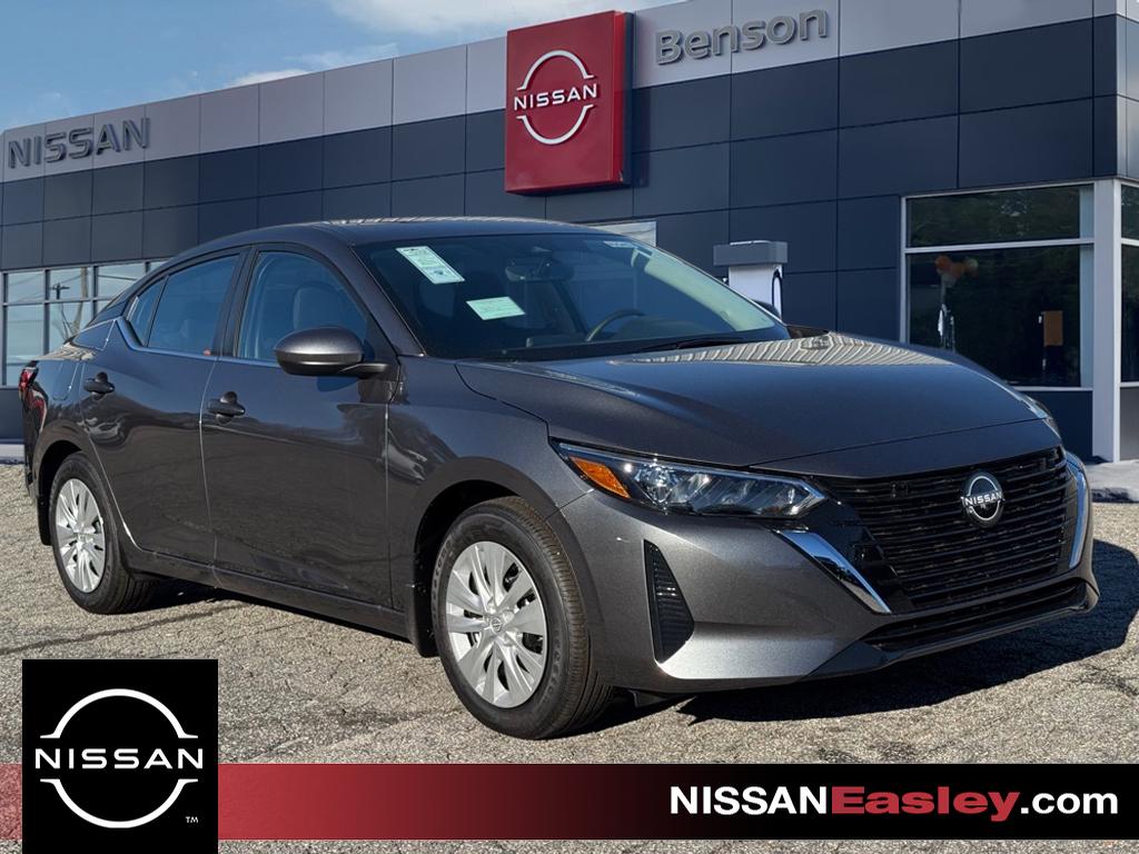 2025 Nissan Sentra S's photo