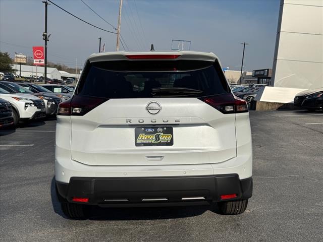 2025 Nissan Rogue S photo 4