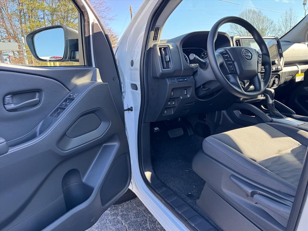 2026 Nissan Frontier S - Photo 13