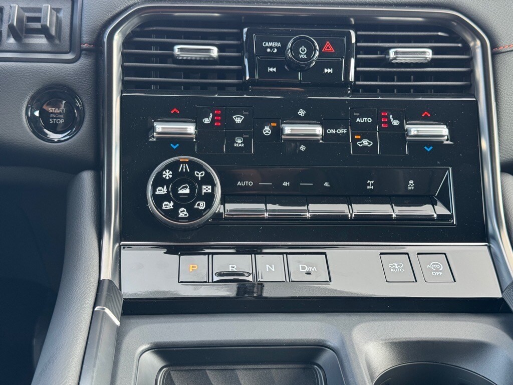 2025 Nissan Armada PRO-4X - Photo 19