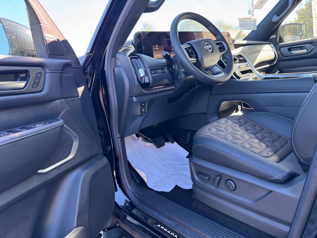 2026 Nissan Armada Platinum - Photo 16