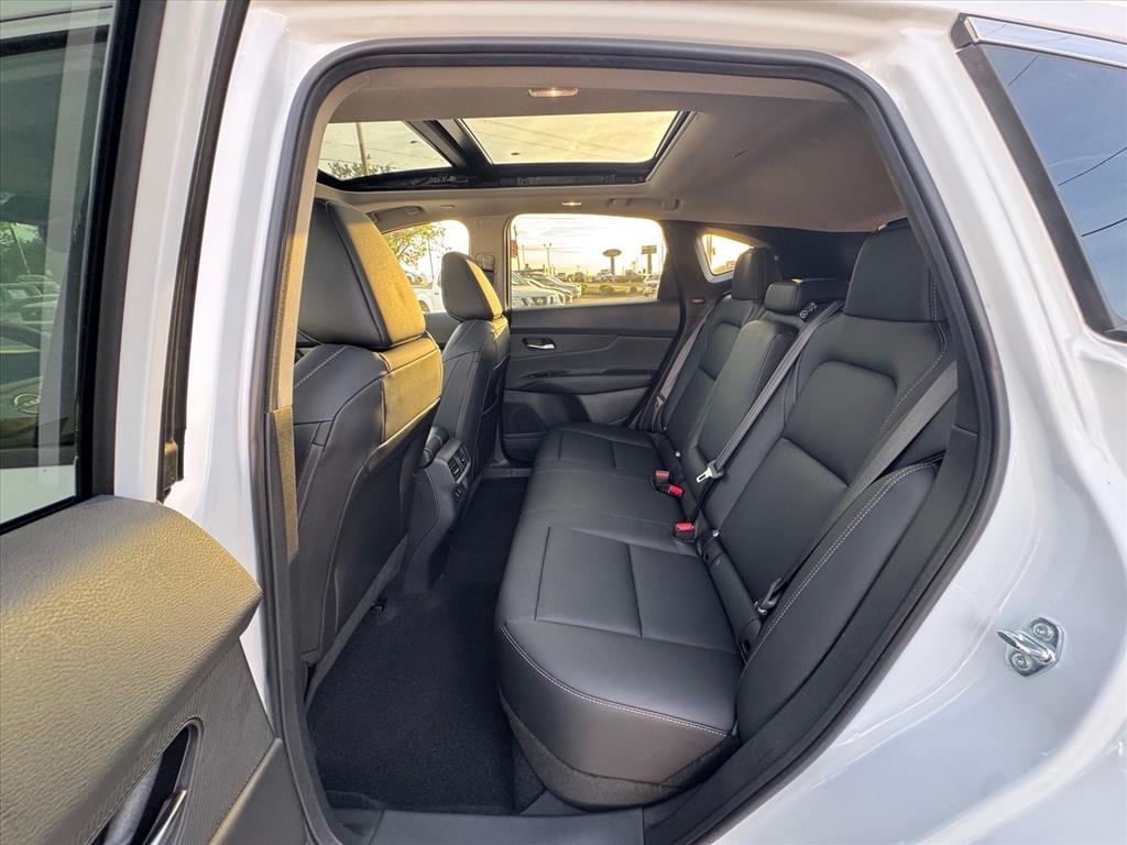 2026 Nissan Murano SL - Photo 12