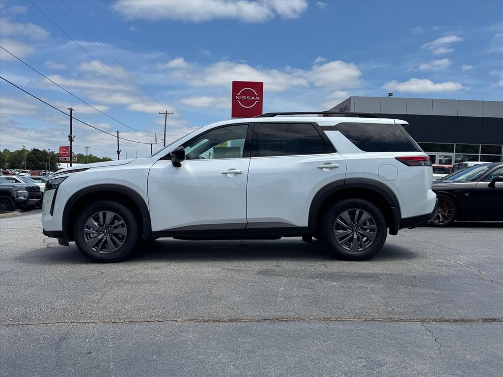 2026 Nissan Pathfinder SV - Photo 6