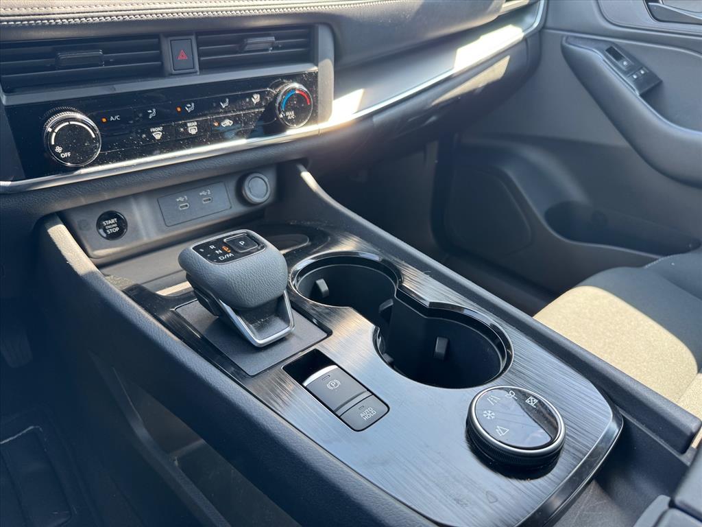 2024 Nissan Rogue S - Photo 19
