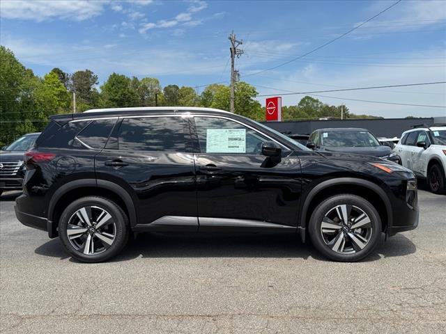 2025 Nissan Rogue SL photo 2