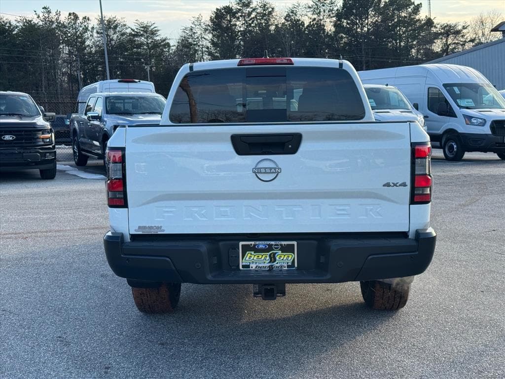 2026 Nissan Frontier S - Photo 4