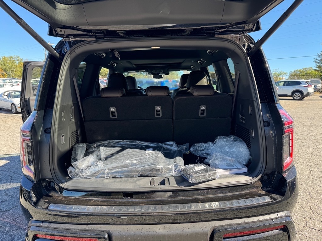 2026 Nissan Armada Platinum - Photo 10