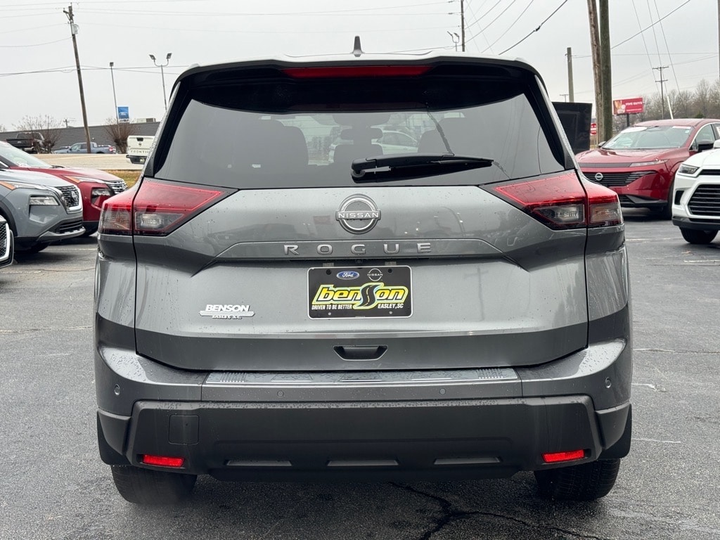 New 2026 Nissan Rogue SV SUV