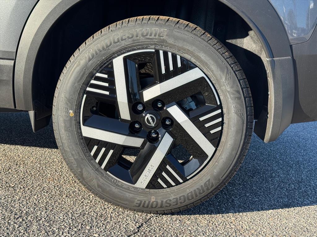 2026 Nissan KICKS SV - Photo 9